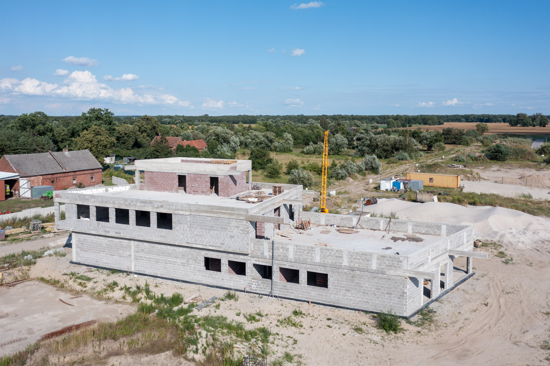 Budynek usługowy Marina w Brzezinkach